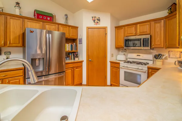 $409,500 | 1236 North Water Street, Watertown, WI 53098