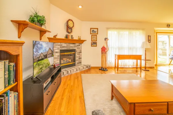 $409,500 | 1236 North Water Street, Watertown, WI 53098