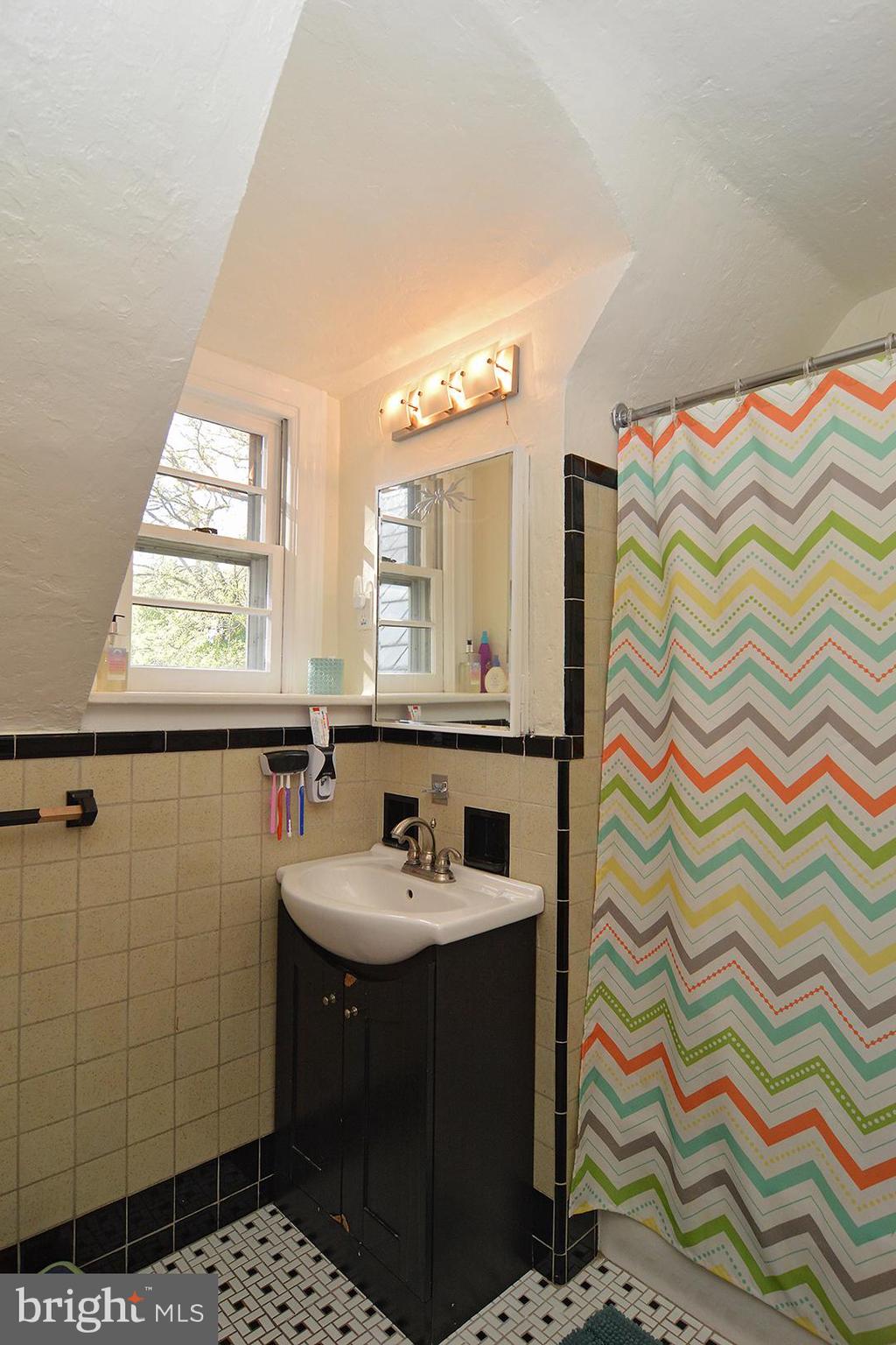 1418 Rose Virginia Road Reading, PA 19611 - Photo 37 of 51 Gallery Image 37