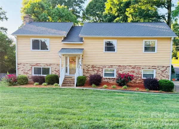 $350,000 | 2600 Providence Drive, Gastonia, NC 28052