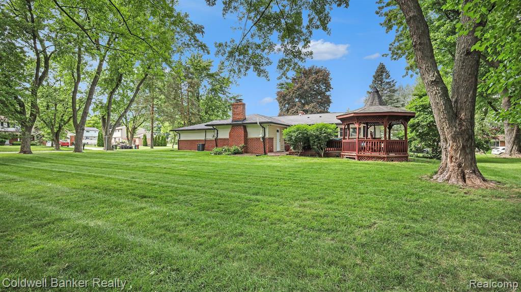 42 Nesbit Lane Rochester Hills, MI 48309 - Photo 16 of 35