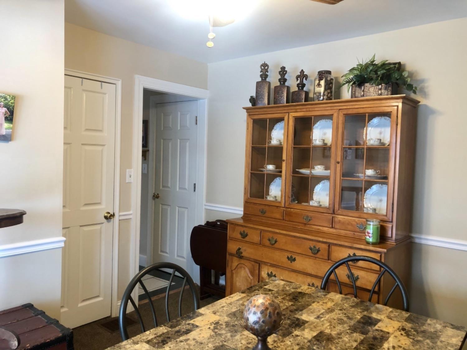 524 Roebling Road Cincinnati, OH 45238 - Photo 16 of 43