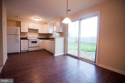 528 Riggs Court Frederick, MD 21703 - Photo 11 of 22 Kitchen
