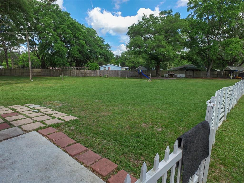 4902 Five Acre Road Plant City, FL 33565 - Photo 36 of 39