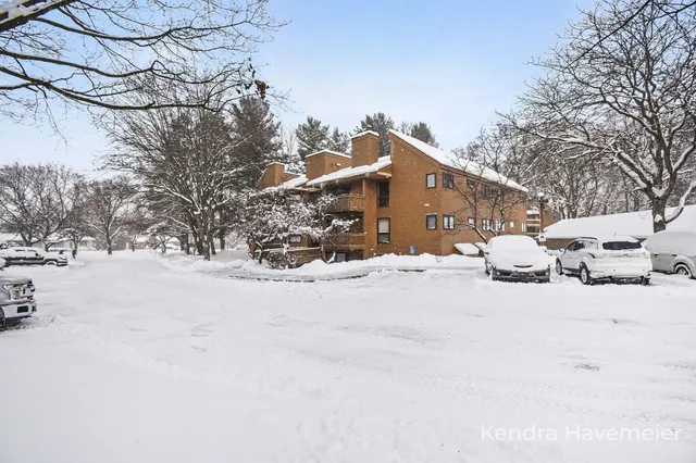 $280,000 | 1270 Hillburn Avenue Northwest, Grand Rapids, MI 49504