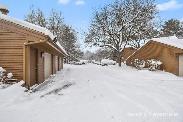 $280,000 | 1270 Hillburn Avenue Northwest, Grand Rapids, MI 49504