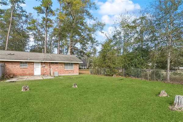 $1,300 | 222 East St Mary Drive, Covington, LA 70433