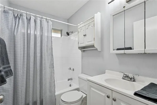 $1,300 | 222 East St Mary Drive, Covington, LA 70433