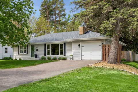 $425,000 | 1600 Louisiana Avenue South, St. Louis Park, MN 55426