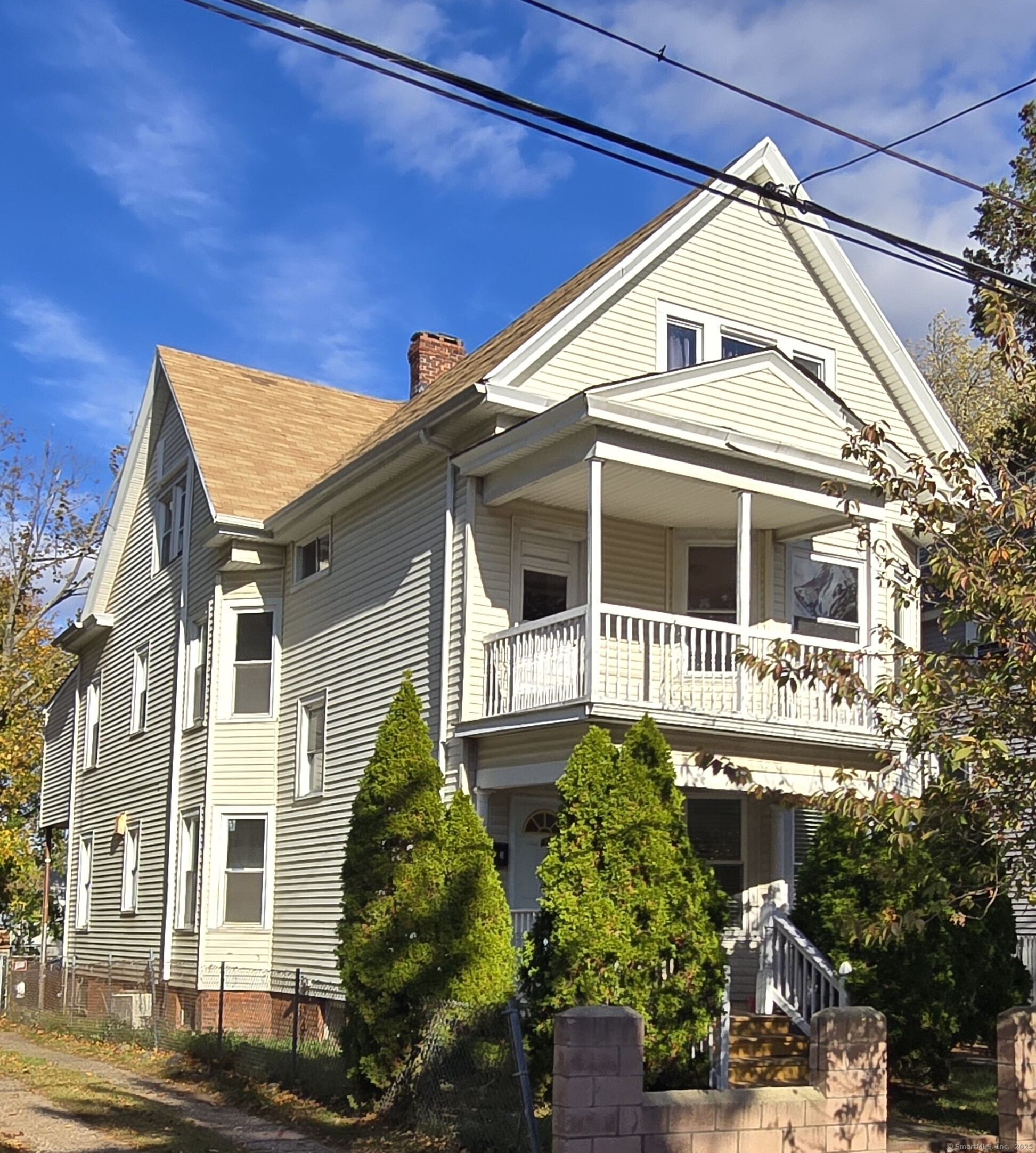47 Dickerman Street, Unit 1 New Haven, CT 06511 - Photo 14 of 16 a front view of a house