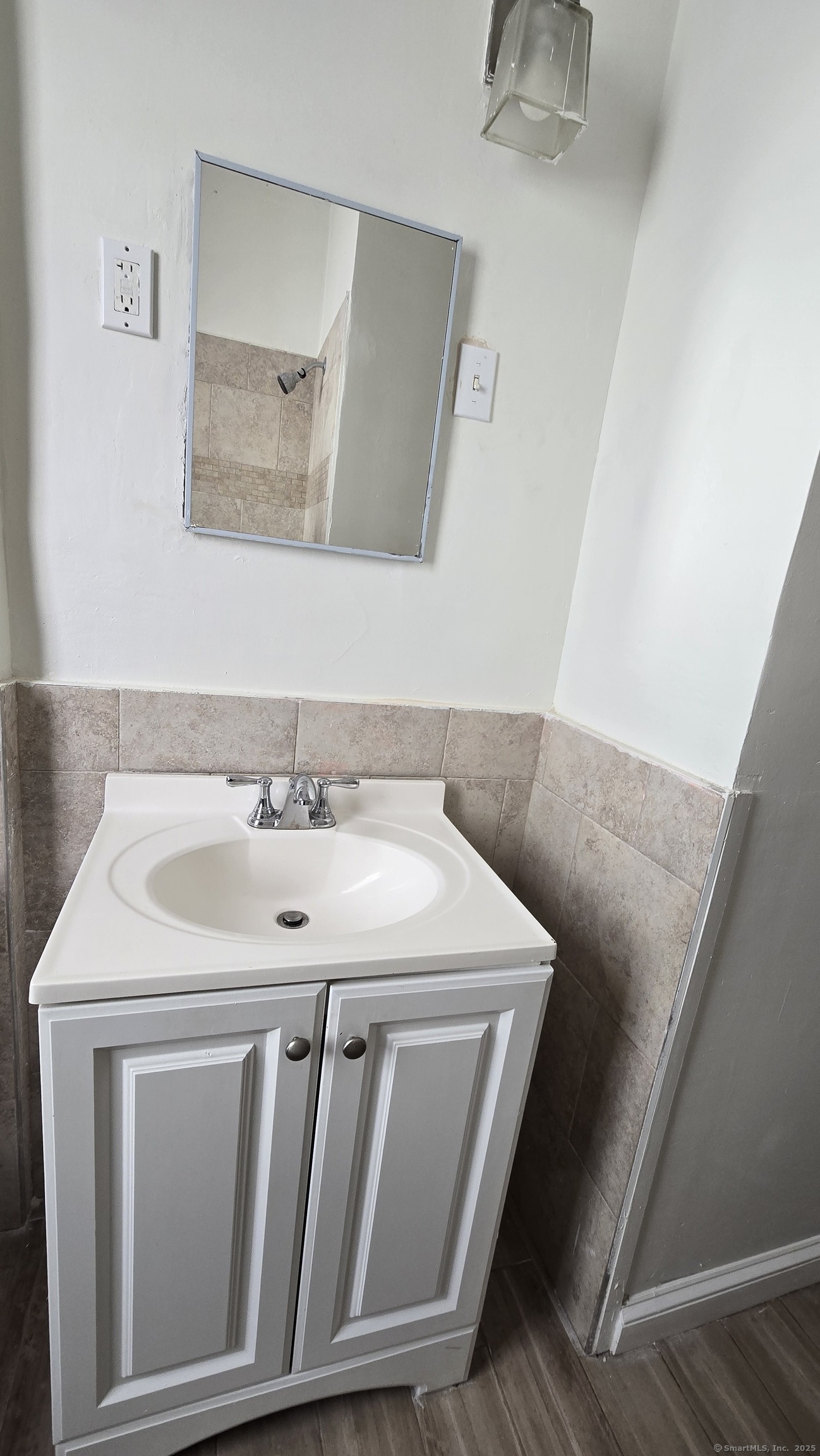 47 Dickerman Street, Unit 1 New Haven, CT 06511 - Photo 5 of 16 a utility room with a sink