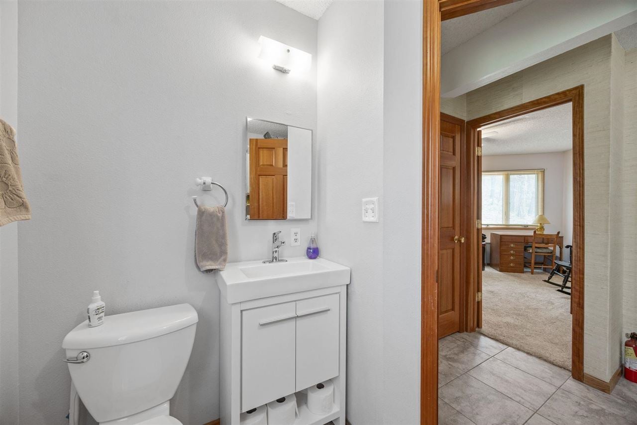 3889 Spring Street Northeast Solon, IA 52333 - Photo 7 of 14 Gallery Image 7