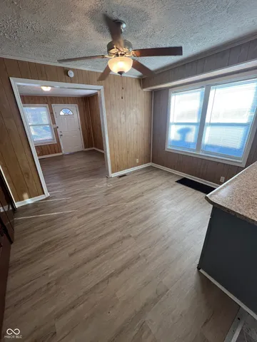 $795 | 918 North Kealing Avenue, Indianapolis, IN 46201