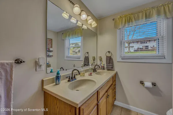 $399,000 | 514 Shady Lane Road, Clarks Summit, PA 18411