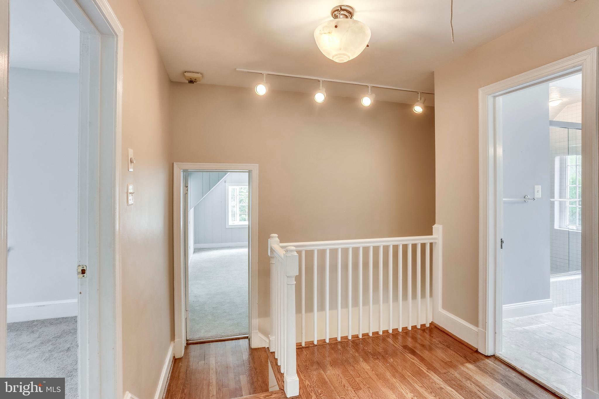 3441 North Glebe Road Arlington, VA 22207 - Photo 15 of 41 Upper Landing