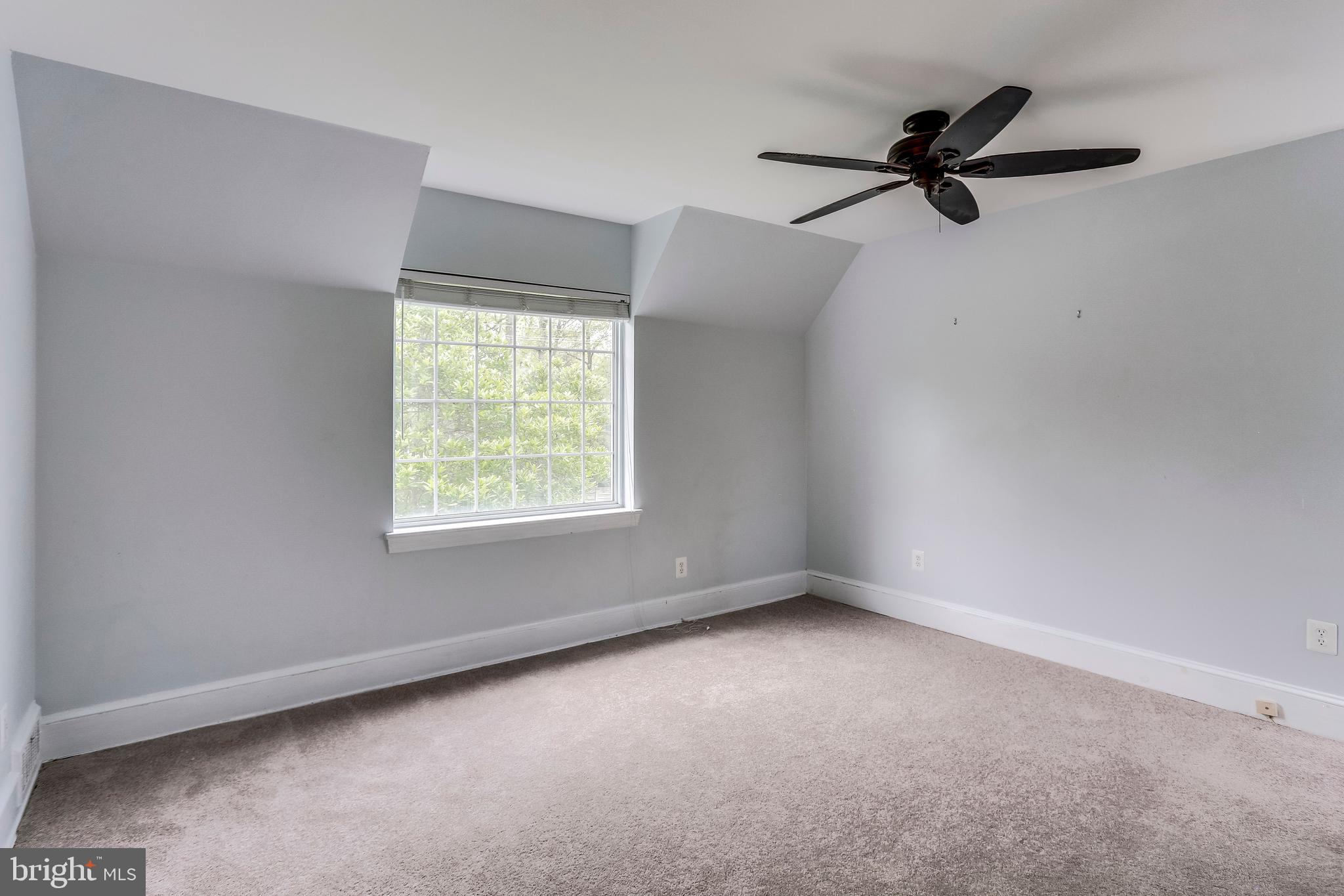 3441 North Glebe Road Arlington, VA 22207 - Photo 16 of 41 Master Bedroom