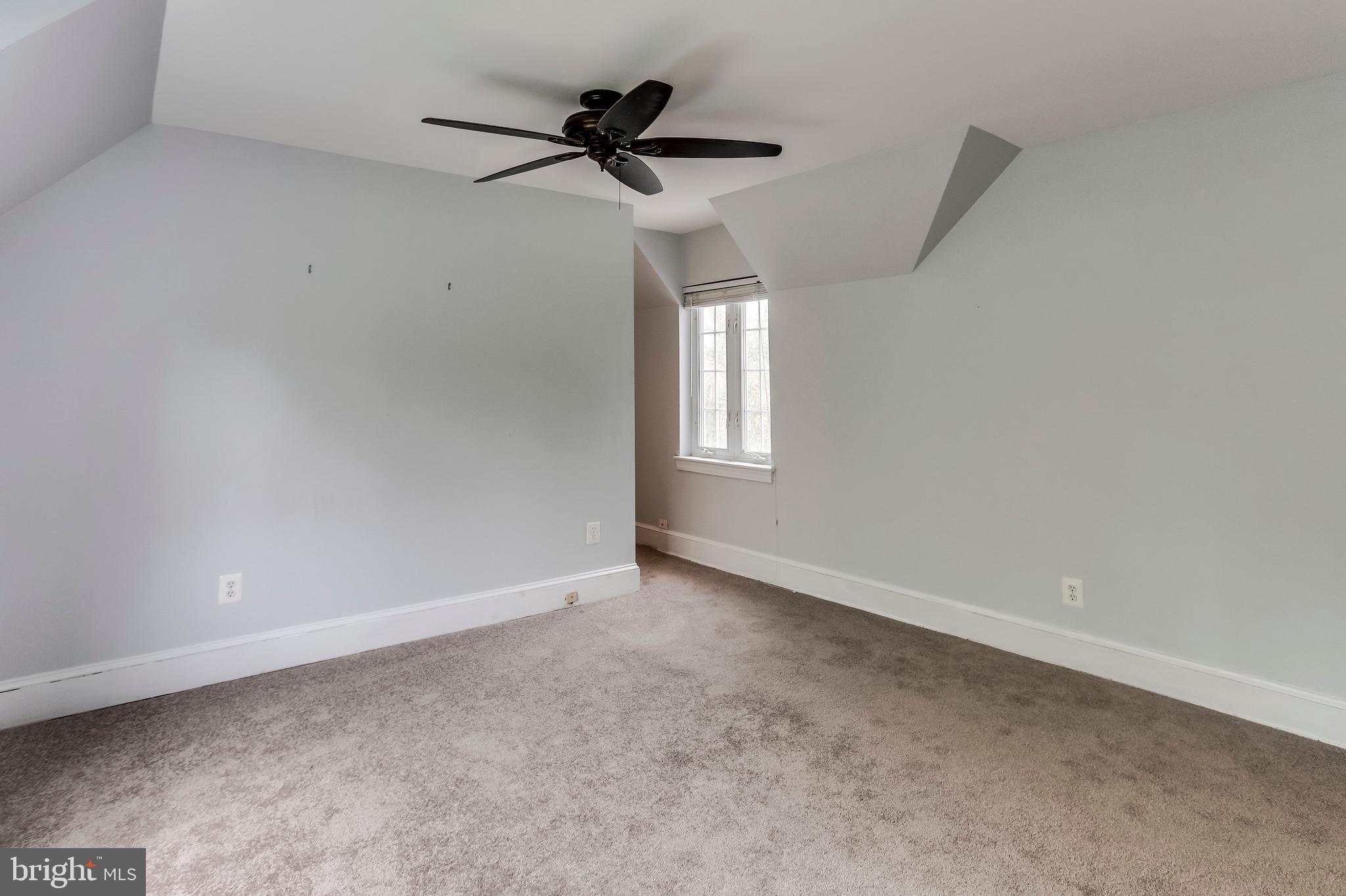 3441 North Glebe Road Arlington, VA 22207 - Photo 17 of 41 Master Bedroom