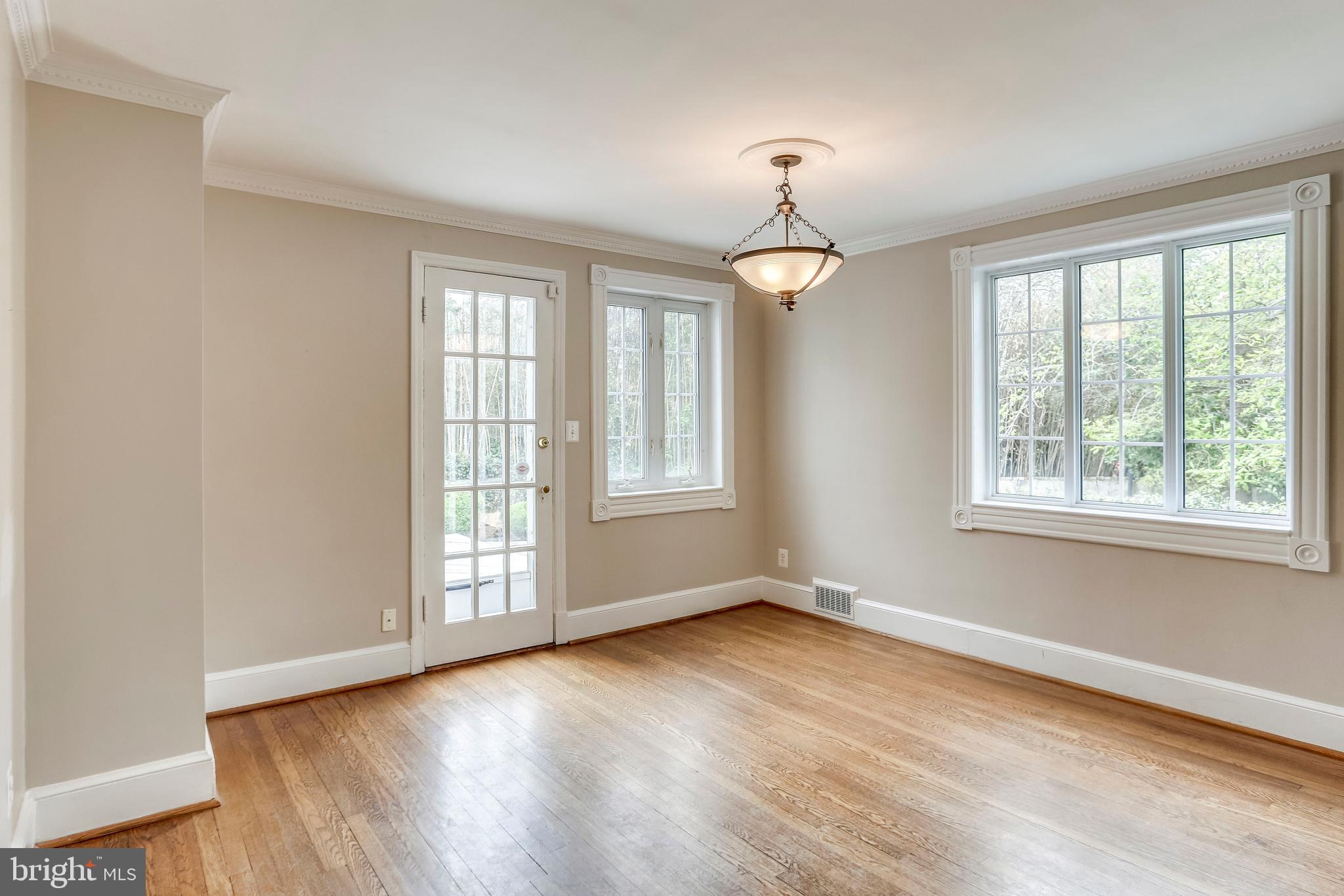 3441 North Glebe Road Arlington, VA 22207 - Photo 8 of 41 Dining Room