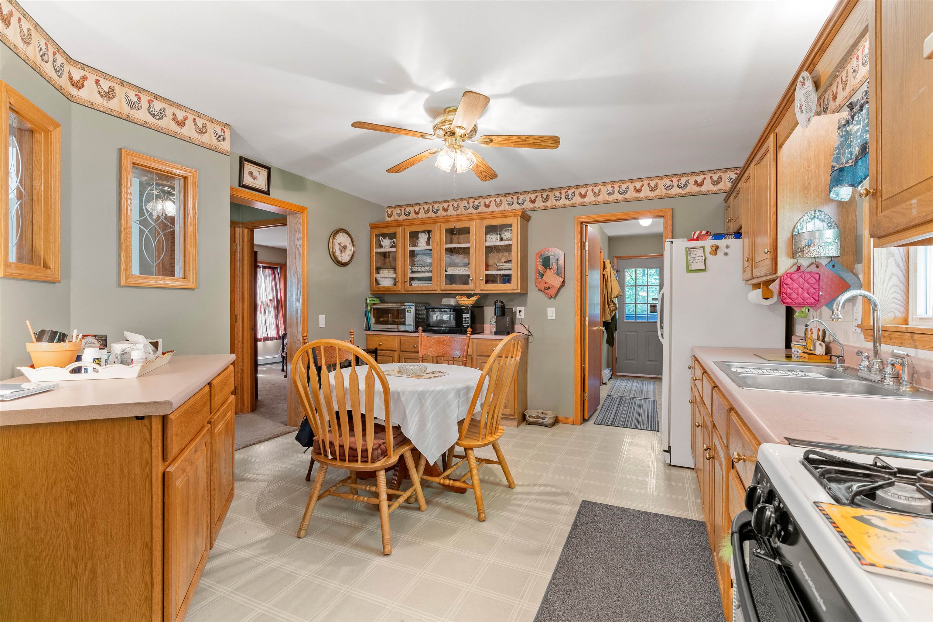 21 Clark Road Londonderry, NH 03053 - Photo 11 of 29 Gallery Image 11