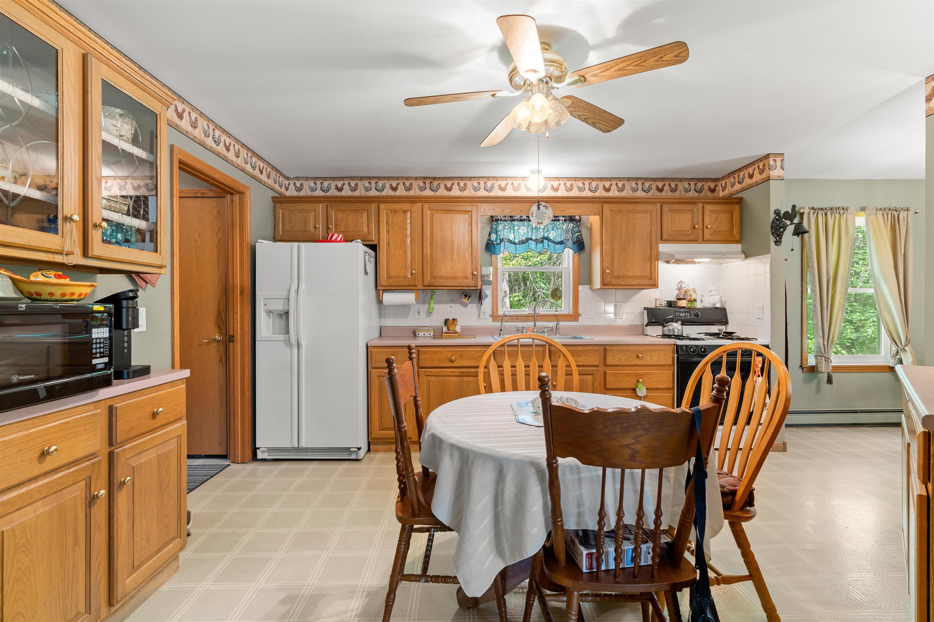 21 Clark Road Londonderry, NH 03053 - Photo 13 of 29 Gallery Image 13
