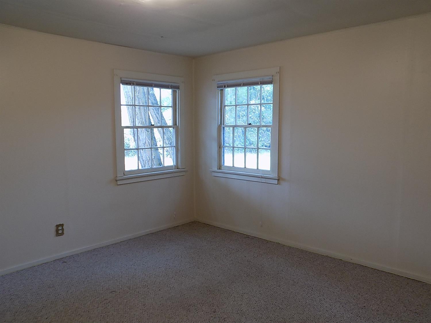 4035 South Stage Road Medford, OR 97501 - Photo 11 of 23 Additional Photo