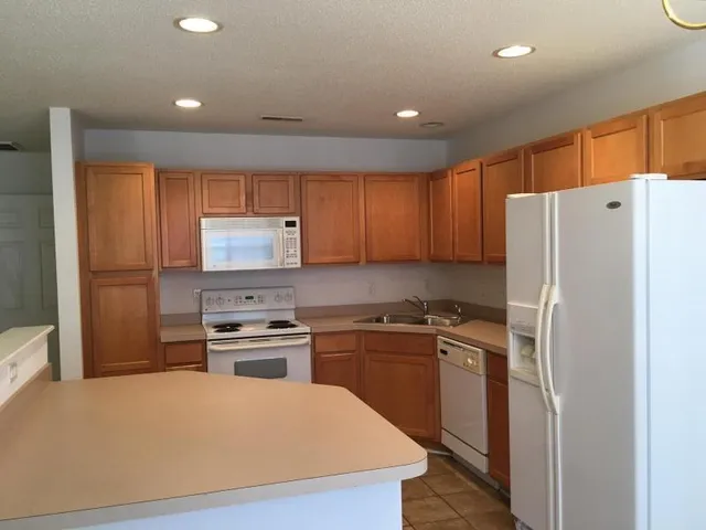 $1,650 | 146 Darcy Avenue, Goose Creek, SC 29445