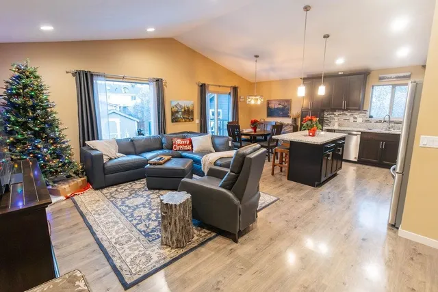 $399,999 | 3412 West 3rd Avenue, Spokane, WA 99224