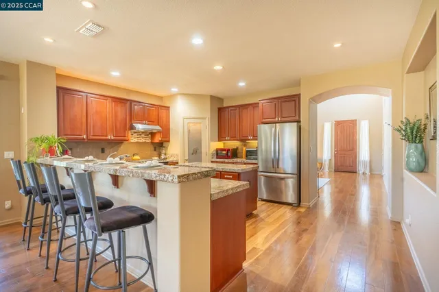 $569,950 | 9028 Tee Court, Patterson, CA 95363