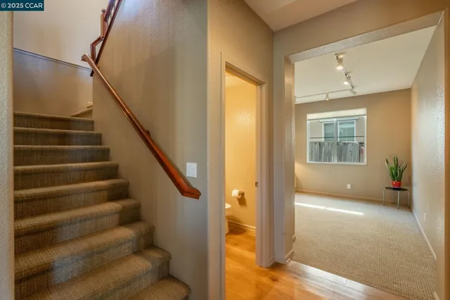 $569,950 | 9028 Tee Court, Patterson, CA 95363