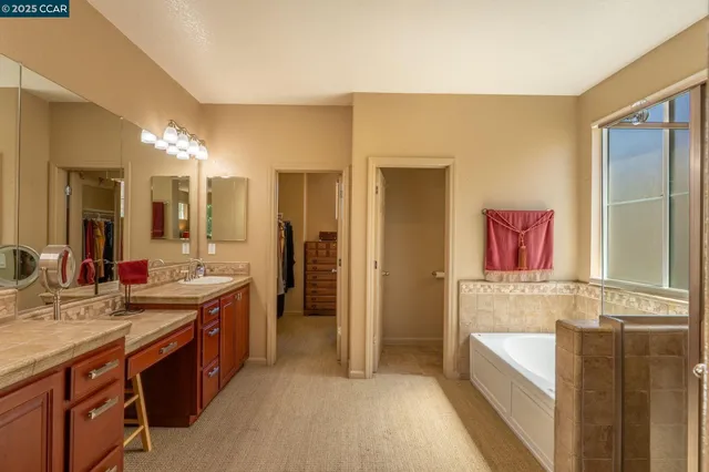 $569,950 | 9028 Tee Court, Patterson, CA 95363