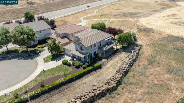 $569,950 | 9028 Tee Court, Patterson, CA 95363