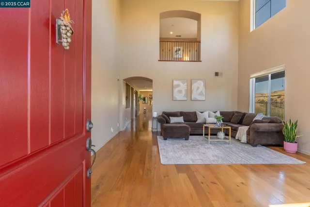 $569,950 | 9028 Tee Court, Patterson, CA 95363