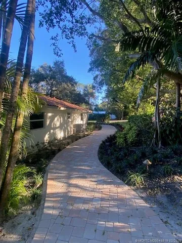 $5,000 | 24 Emarita Way, Sewall's Point, FL 34996