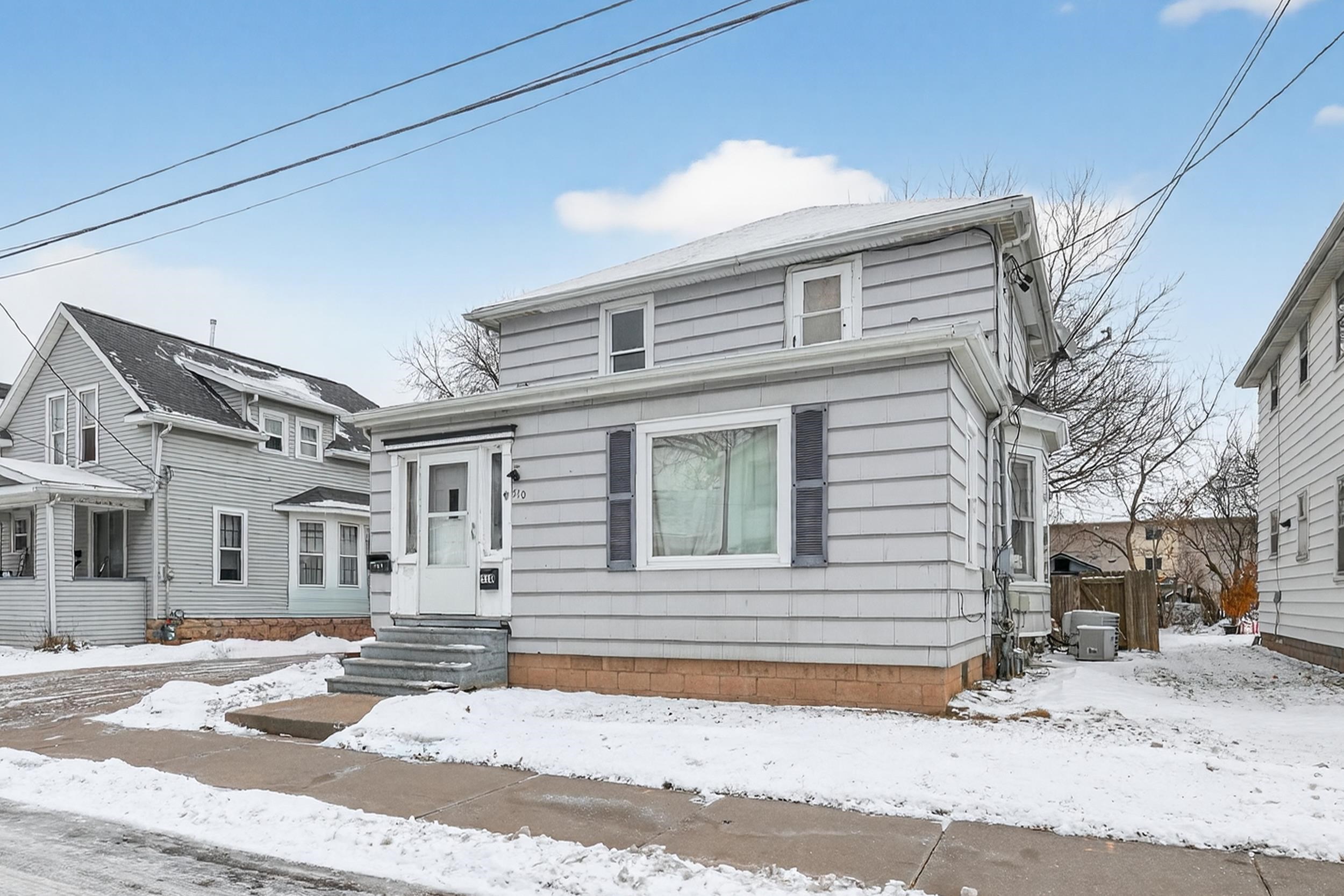 510 North Clark Street Appleton, WI 54911 - Photo 2 of 31