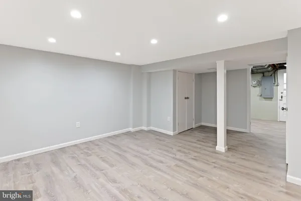 wooden floor in an empty room with wooden floor