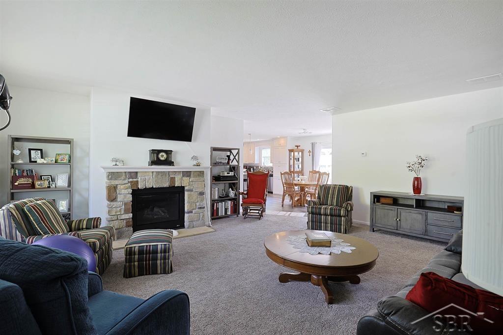 531 West Myrtle Road Sanford, MI 48657 - Photo 10 of 50