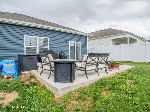 $319,900 | 93 Thistle Drive, Bluff City, TN 37618