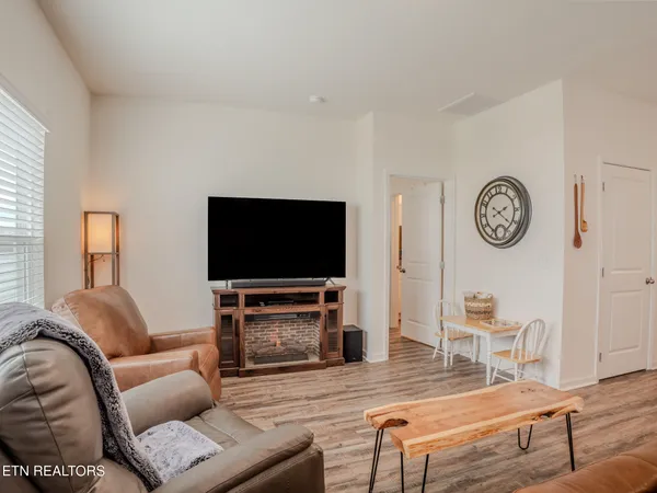 $319,900 | 93 Thistle Drive, Bluff City, TN 37618