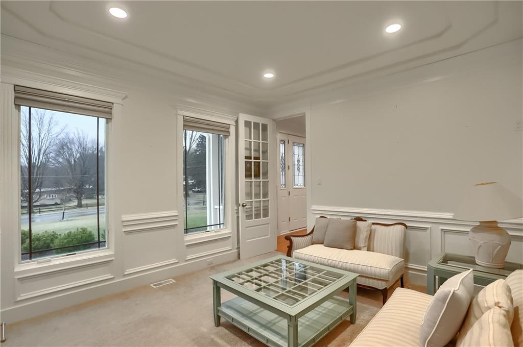 210 Logan Road Gibsonia, PA 15044 - Photo 5 of 37 Gallery Image 5