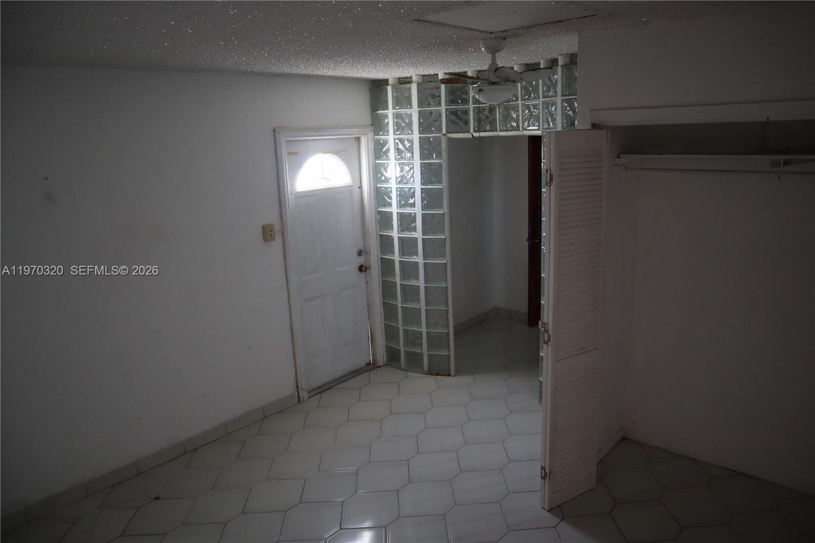 6514 Southwest 107th Place Miami, FL 33173 - Photo 13 of 18 a view of a bathroom