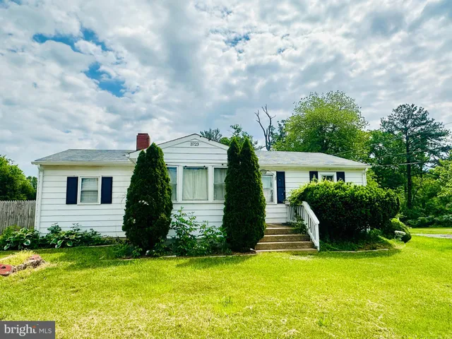 $629,000 | 3723 West Ox Road, Fairfax, VA 22033