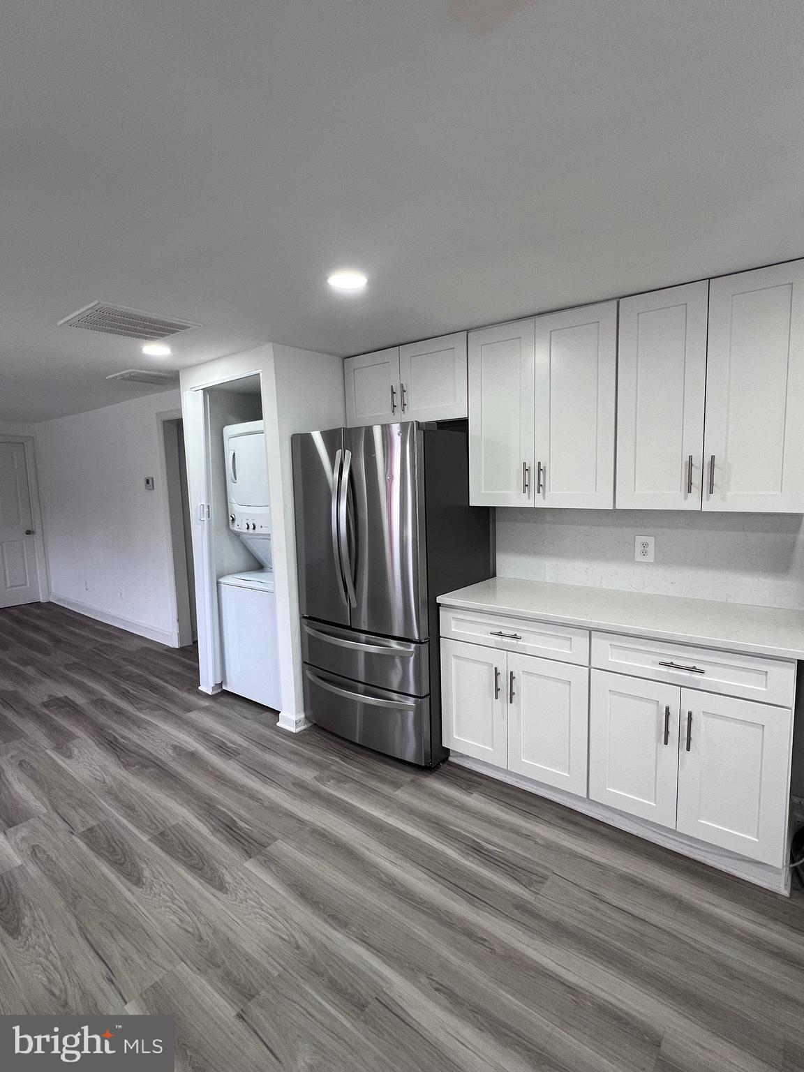 3723 West Ox Road Fairfax, VA 22033 - Photo 5 of 21