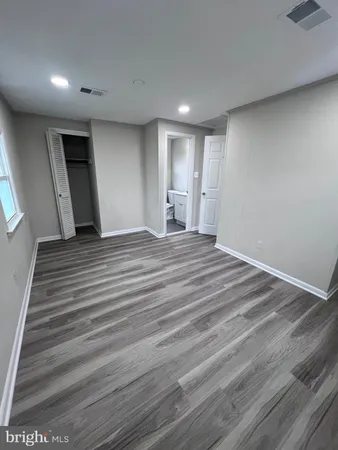 $595,000 | 3723 West Ox Road, Fairfax, VA 22033