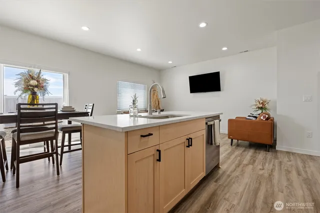 $1,275,000 | 1311 2nd Avenue Northeast, Ephrata, WA 98823