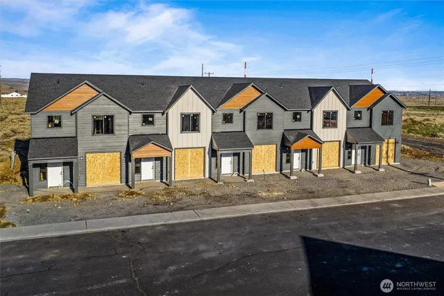 $1,275,000 | 1311 2nd Avenue Northeast, Ephrata, WA 98823