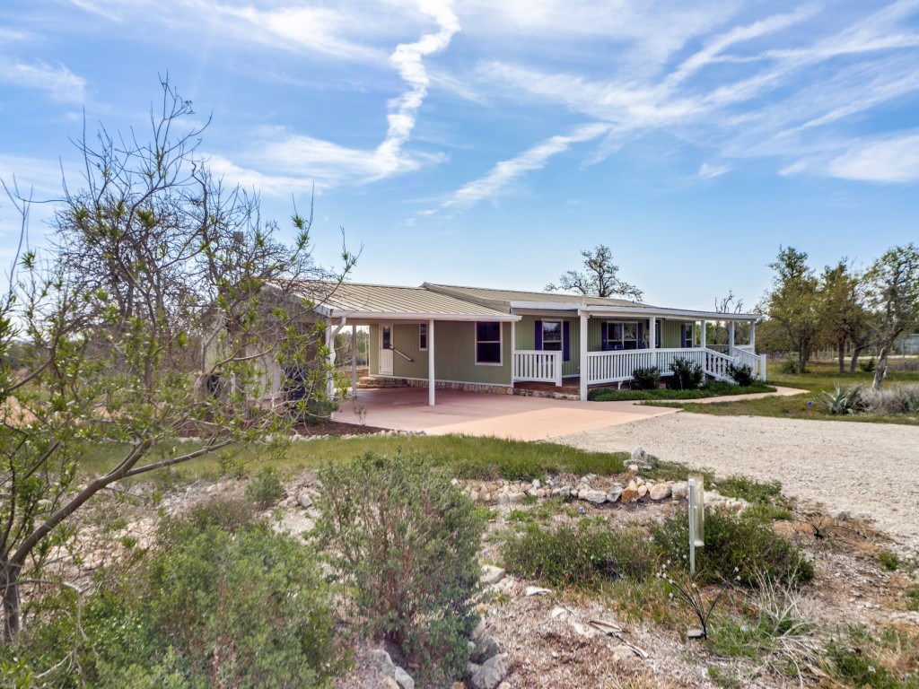 7991 Ranch Road 965 Fredericksburg, TX 78624 - Photo 29 of 49