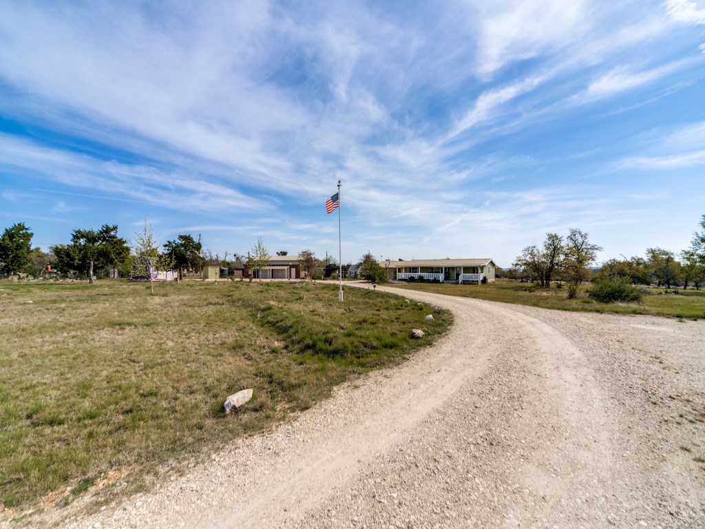 7991 Ranch Road 965 Fredericksburg, TX 78624 - Photo 4 of 49