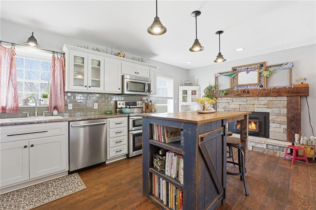 21816 South Hannah Road Harrisonville, MO 64701 - Photo 12 of 49