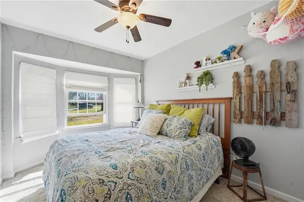 $450,000 | 21816 South Hannah Road, Harrisonville, MO 64701