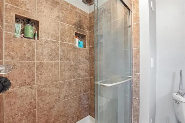 $450,000 | 21816 South Hannah Road, Harrisonville, MO 64701